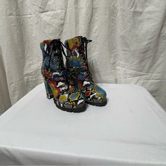 Liliana multicolored snakeskin platform combat boots. - Picture 3 of 9